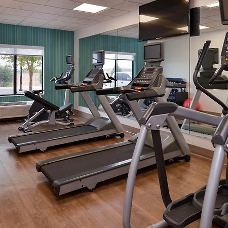 Holiday Inn Express & Suites Pueblo By Ihg Екстер'єр фото