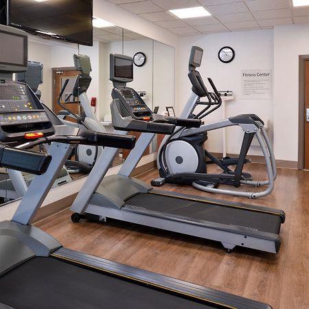 Holiday Inn Express & Suites Pueblo By Ihg Екстер'єр фото