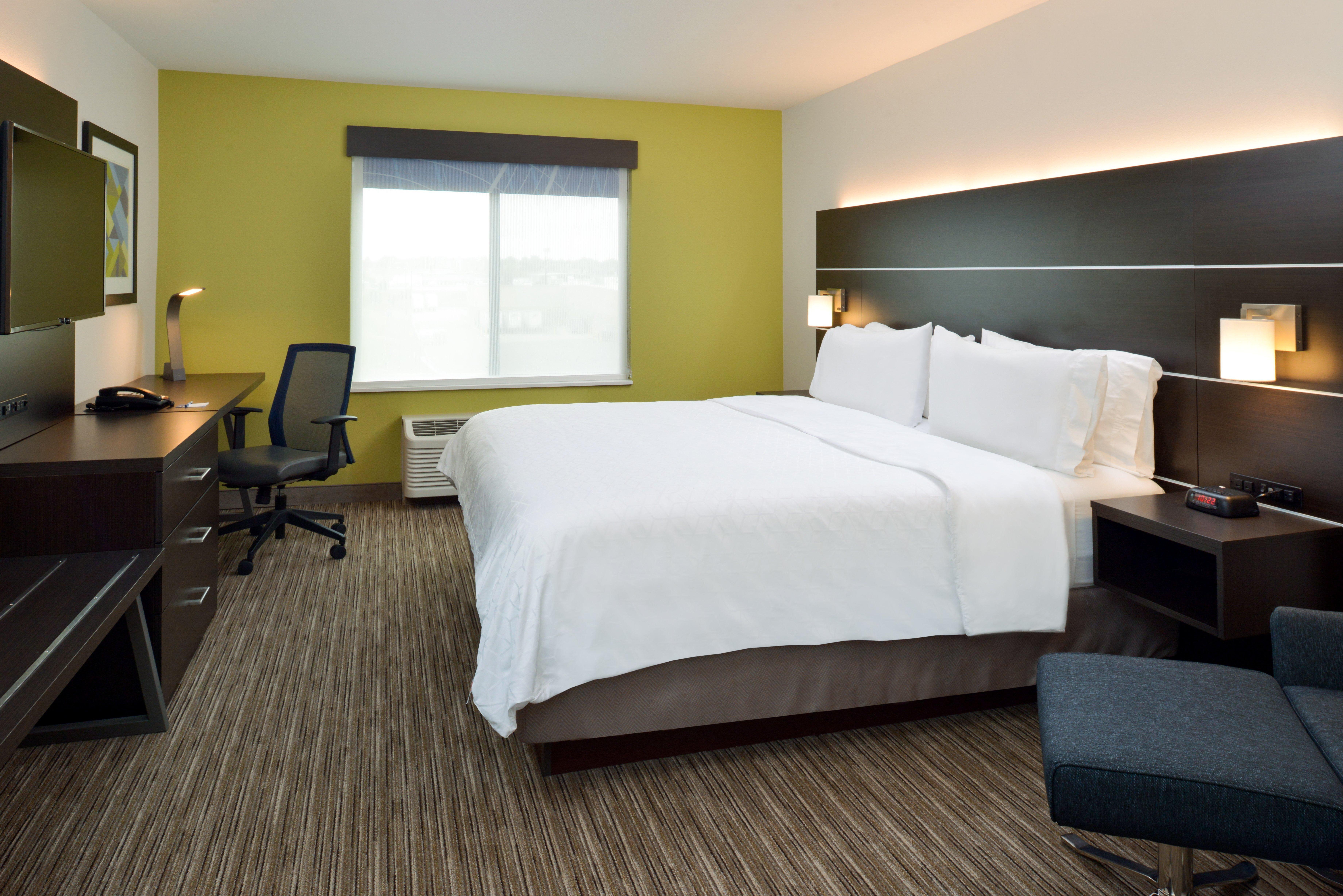 Holiday Inn Express & Suites Pueblo By Ihg Екстер'єр фото