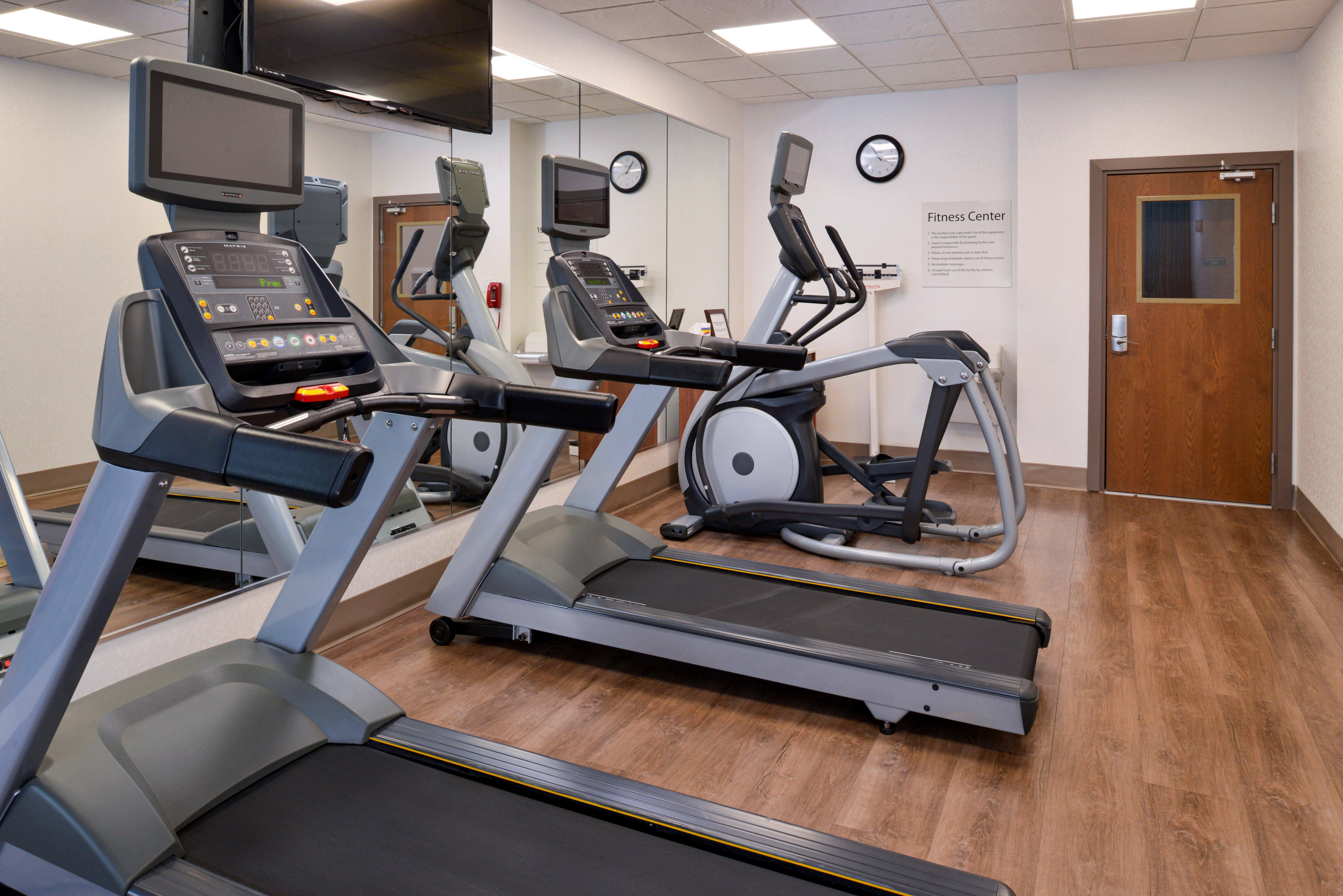 Holiday Inn Express & Suites Pueblo By Ihg Екстер'єр фото