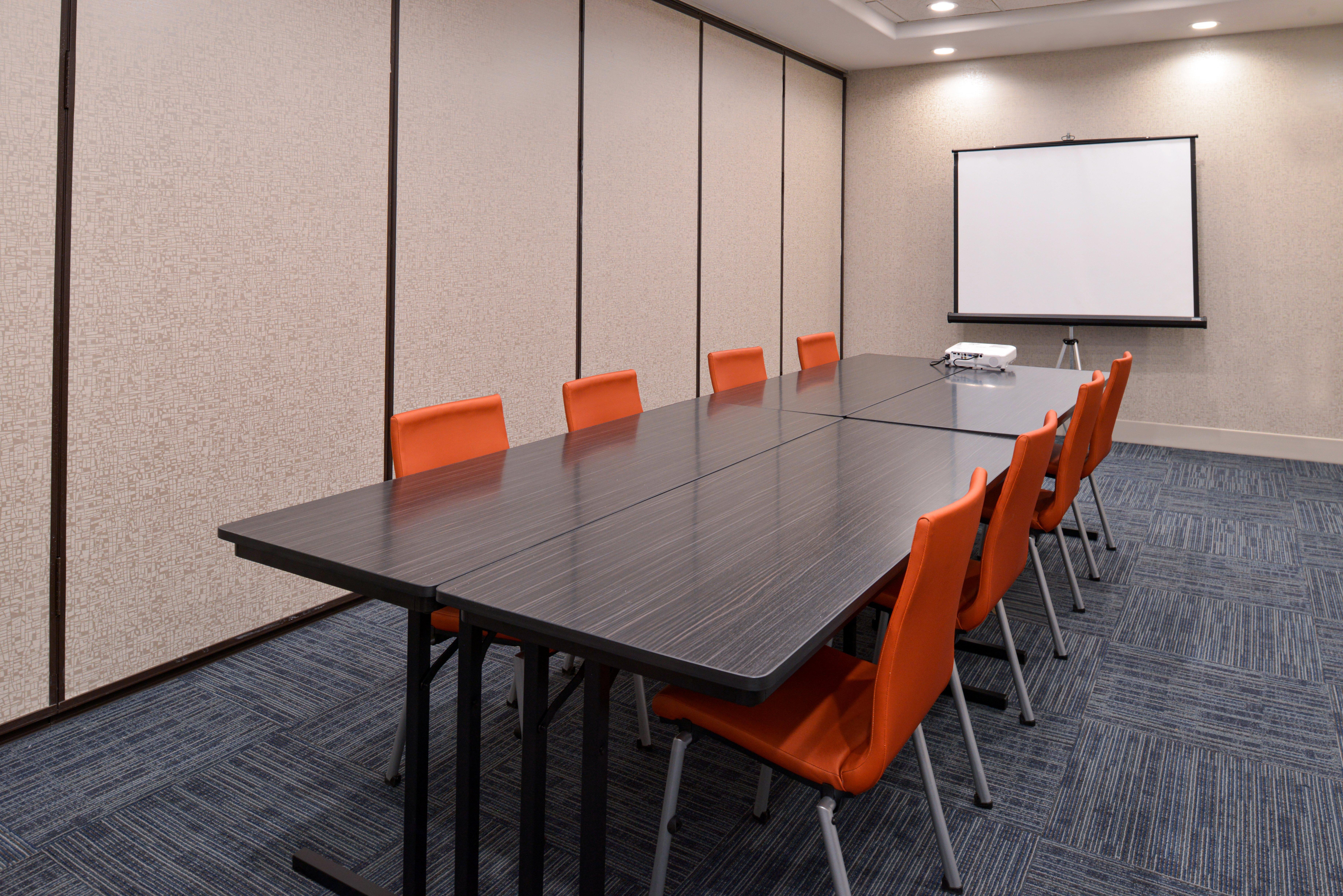 Holiday Inn Express & Suites Pueblo By Ihg Екстер'єр фото